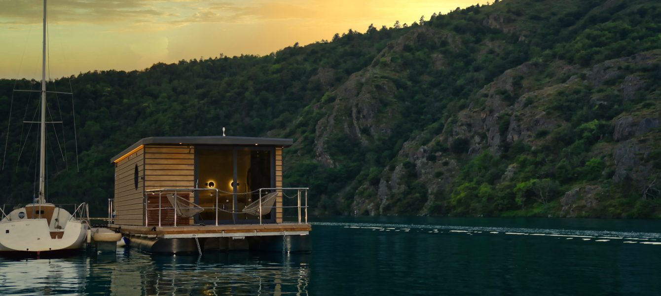 Lodge_House_Boat-Faire_figurer_le_nom_de_la_structure-96995